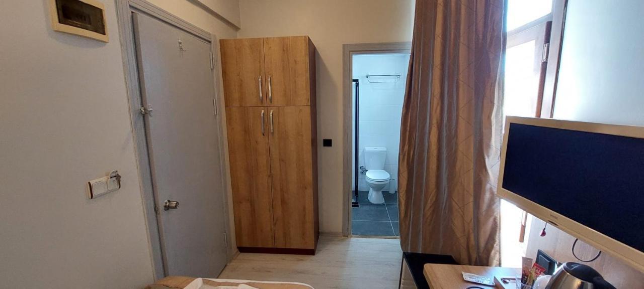 Paris Hotel Cafe Restaurant Istanbul Eksteriør billede