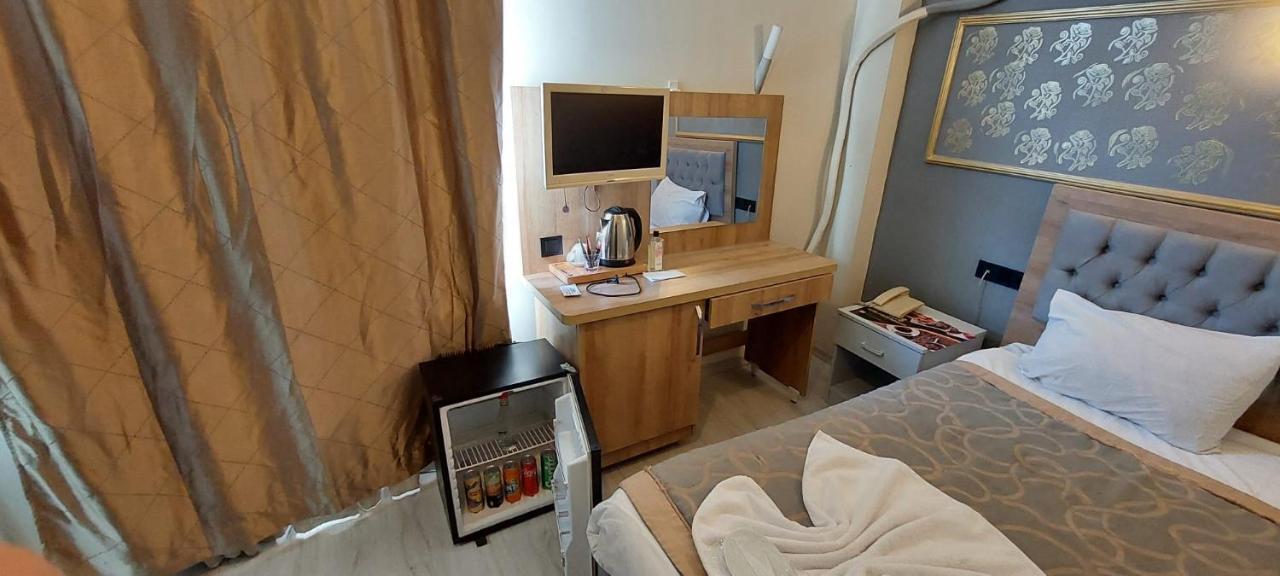 Paris Hotel Cafe Restaurant Istanbul Eksteriør billede