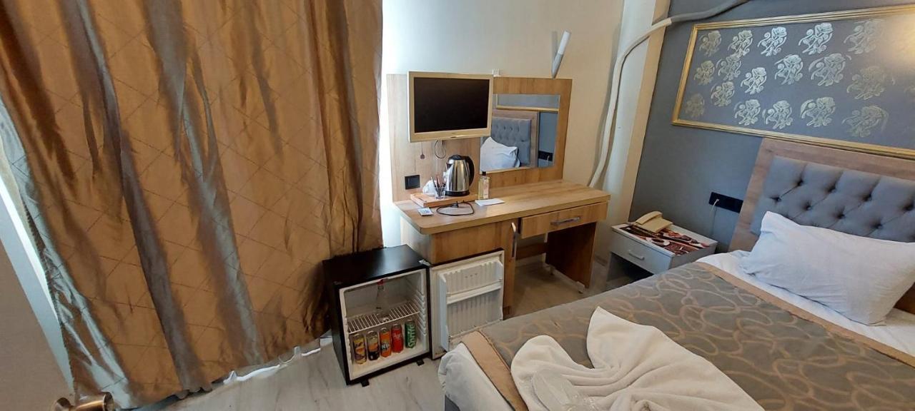 Paris Hotel Cafe Restaurant Istanbul Eksteriør billede